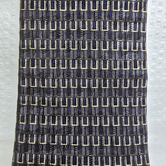 Dani Black Navy Gold Textured Mwns 100% Silk Tie Excellent Condition - Picture 8 of 9